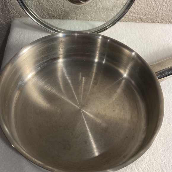 Williams Sonoma Demeyere Egg Poaching Pot w/ Lid - Picture 4 of 9